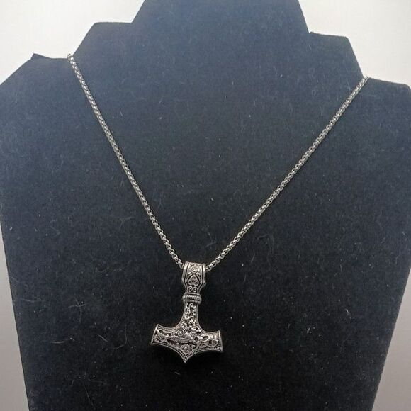 Viking Necklace Thor Hammer Celtic Pendant Nordic Amulet Silvertone 22" Chain - Picture 1 of 6